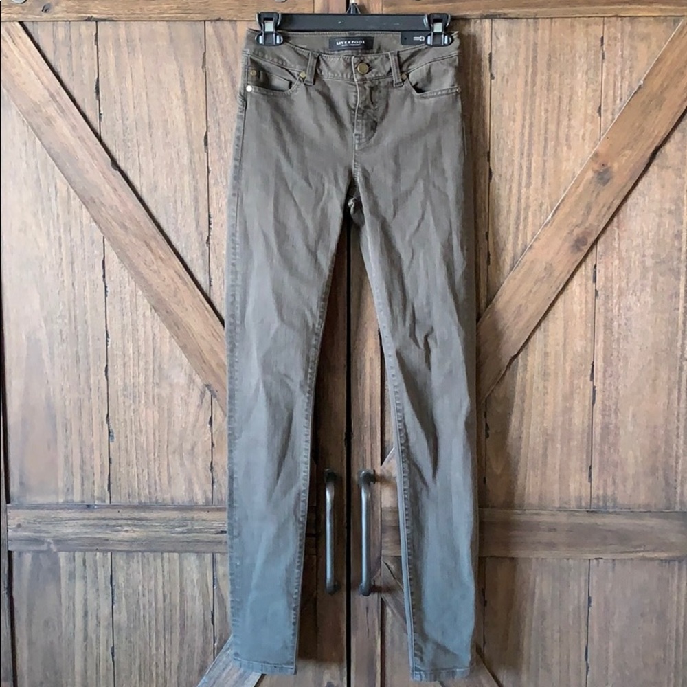 New Liverpool olive jean pant